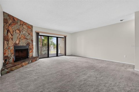 Touwnhouse à vendre à Treasure Island, Floride: 2 chambres, 162.58 m2 № 2391089 - photo 8
