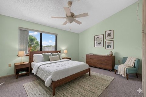 Touwnhouse à vendre à Treasure Island, Floride: 2 chambres, 162.58 m2 № 2391089 - photo 22