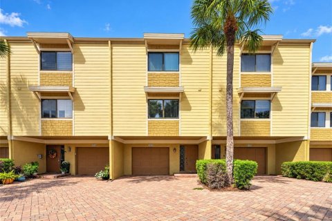 Touwnhouse à vendre à Treasure Island, Floride: 2 chambres, 162.58 m2 № 2391089 - photo 29