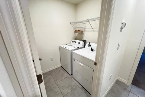 Casa en alquiler en Beverly Hills, Florida, 4 dormitorios, 169.83 m2 № 1816914 - foto 24