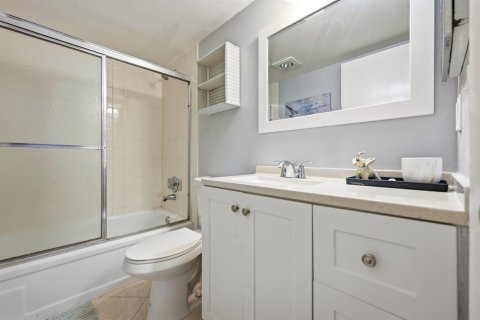 Condominio en alquiler en Boynton Beach, Florida, 2 dormitorios, 91.6 m2 № 2086093 - foto 14
