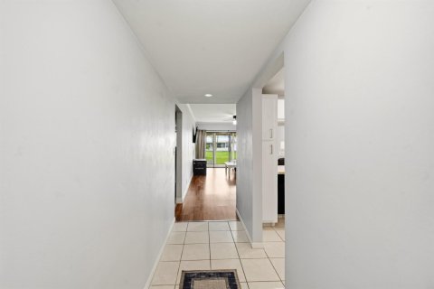Condominio en alquiler en Boynton Beach, Florida, 2 dormitorios, 91.6 m2 № 2086093 - foto 4