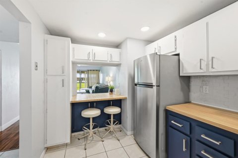 Condominio en alquiler en Boynton Beach, Florida, 2 dormitorios, 91.6 m2 № 2086093 - foto 6