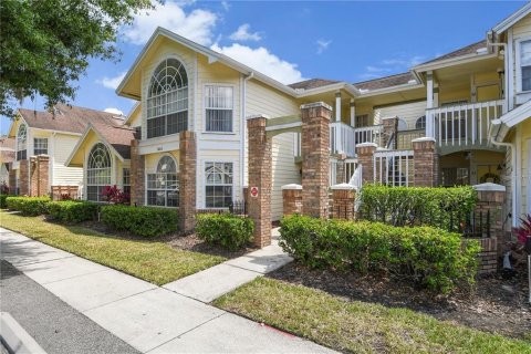 Condo à Kissimmee, Floride, 3 chambres  № 2156977