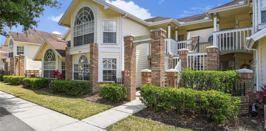 Condo à Kissimmee, Floride, 3 chambres № 2156977