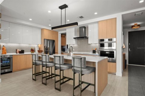 Condo in Sarasota, Florida, 2 bedrooms  № 1718969 - photo 29