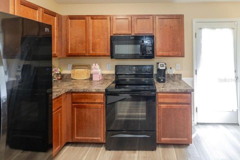 Casa en venta en Weeki Wachee, Florida, 3 dormitorios, 140.38 m2 № 2211519 - foto 18