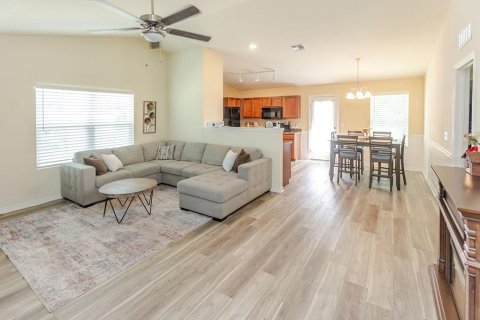 Casa en venta en Weeki Wachee, Florida, 3 dormitorios, 140.38 m2 № 2211519 - foto 7