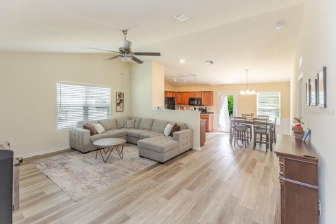 Casa en venta en Weeki Wachee, Florida, 3 dormitorios, 140.38 m2 № 2211519 - foto 6