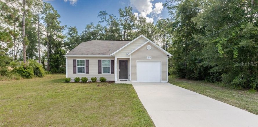 Casa en Weeki Wachee, Florida 3 dormitorios, 140.38 m2 № 2211519