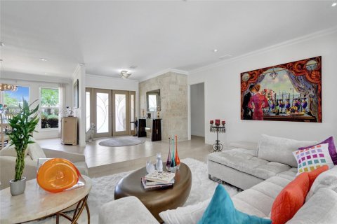 Villa ou maison à vendre à Miami, Floride: 5 chambres, 392.6 m2 № 1842866 - photo 8