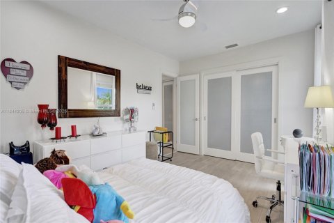 Villa ou maison à vendre à Miami, Floride: 5 chambres, 392.6 m2 № 1842866 - photo 27