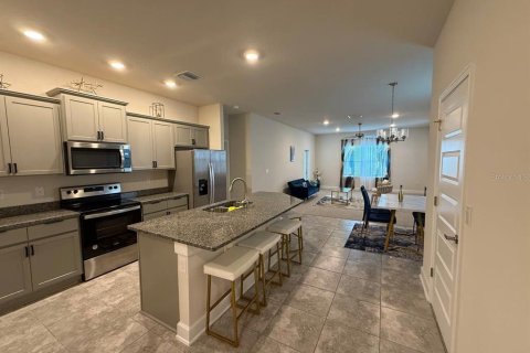Casa en alquiler en Saint Cloud, Florida, 4 dormitorios, 214.98 m2 № 1835947 - foto 4
