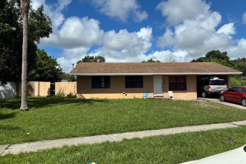 Villa ou maison à West Palm Beach, Floride 3 chambres, 154.4 m2 № 2346203