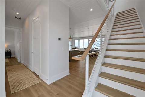 House in Flagler Beach, Florida 5 bedrooms, 359.72 sq.m. № 2138714 - photo 26