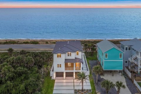 House in Flagler Beach, Florida 5 bedrooms, 359.72 sq.m. № 2138714 - photo 2