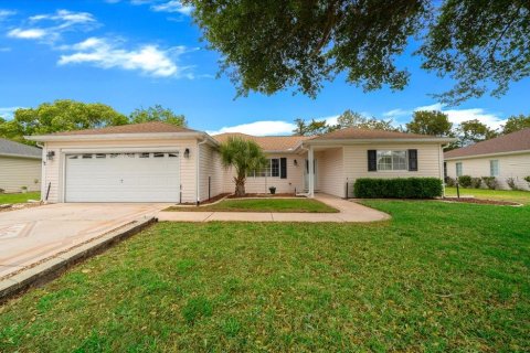 House in Dunnellon, Florida 3 bedrooms, 163.51 sq.m. № 2093290 - photo 2