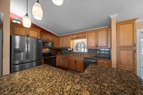 House in Dunnellon, Florida 3 bedrooms, 163.51 sq.m. № 2093290 - photo 12