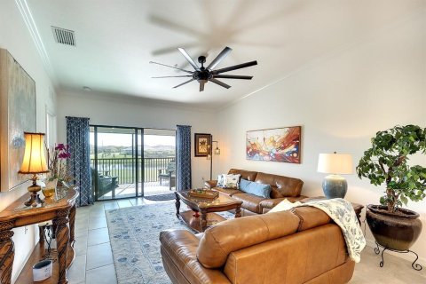 Condo in Bradenton, Florida, 2 bedrooms in LAKEWOOD NATIONAL  № 1578929 - photo 12