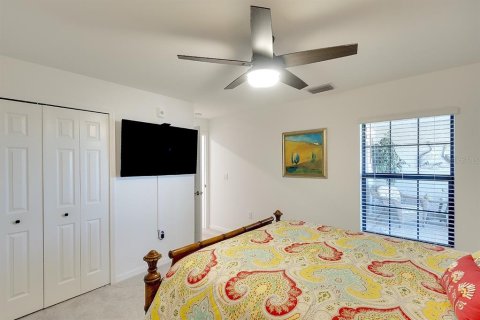 Condo in Bradenton, Florida, 2 bedrooms in LAKEWOOD NATIONAL  № 1578929 - photo 18