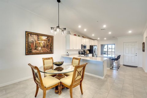 Condo in Bradenton, Florida, 2 bedrooms in LAKEWOOD NATIONAL  № 1578929 - photo 13