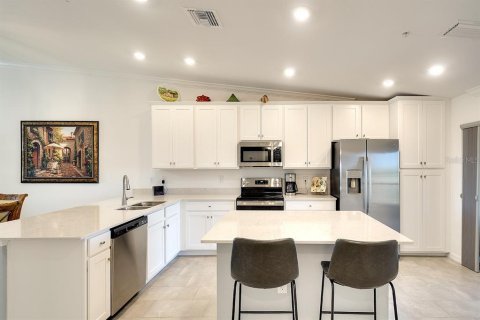 Condo in Bradenton, Florida, 2 bedrooms in LAKEWOOD NATIONAL  № 1578929 - photo 8