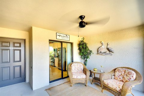 Condo in Bradenton, Florida, 2 bedrooms in LAKEWOOD NATIONAL  № 1578929 - photo 4