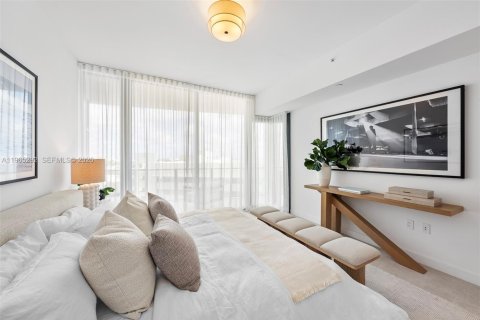 Condo in Miami Beach, Florida, 3 bedrooms  № 2026929 - photo 28