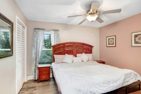 Casa en venta en Valrico, Florida, 5 dormitorios, 214.14 m2 № 1614714 - foto 24