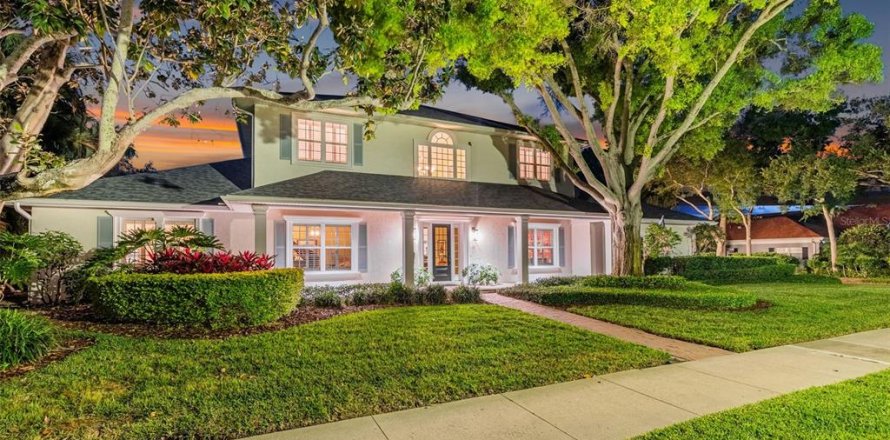 Villa ou maison à Belleair, Floride 6 chambres, 534 m2 № 2137223