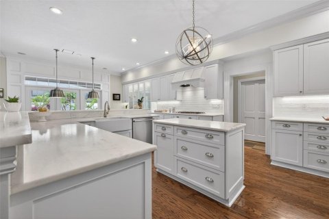 Villa ou maison à vendre à Belleair, Floride: 6 chambres, 534 m2 № 2137223 - photo 5