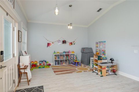 Villa ou maison à vendre à Auburndale, Floride: 4 chambres, 214.33 m2 № 2398306 - photo 4
