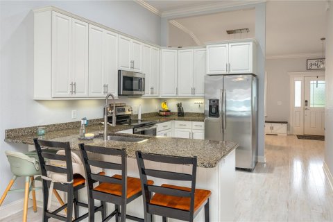 Villa ou maison à vendre à Auburndale, Floride: 4 chambres, 214.33 m2 № 2398306 - photo 10