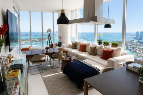 Copropriété à louer à Miami, Floride: 3 chambres, 195.65 m2 № 2154212 - photo 6