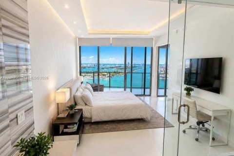 Copropriété à louer à Miami, Floride: 3 chambres, 195.65 m2 № 2154212 - photo 10