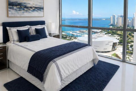 Copropriété à louer à Miami, Floride: 3 chambres, 195.65 m2 № 2154212 - photo 13