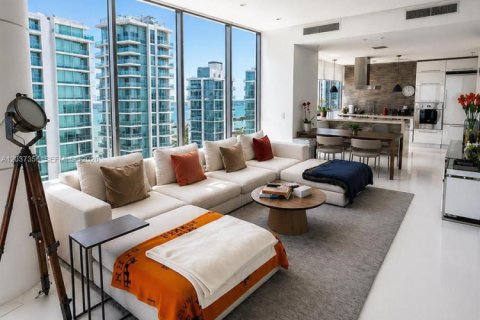 Copropriété à louer à Miami, Floride: 3 chambres, 195.65 m2 № 2154212 - photo 9