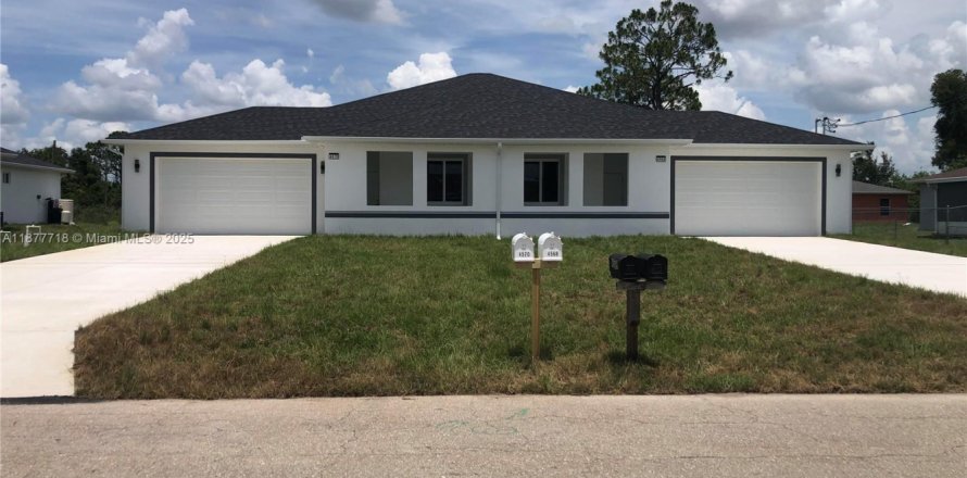 Casa en Lehigh Acres, Florida 3 dormitorios, 182.09 m2 № 1977587