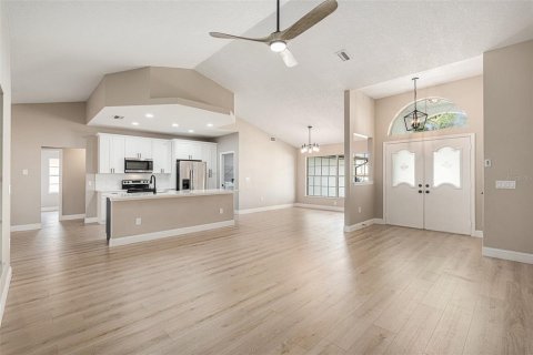 Villa ou maison à vendre à Spring Hill, Floride: 3 chambres, 158.31 m2 № 1809899 - photo 10