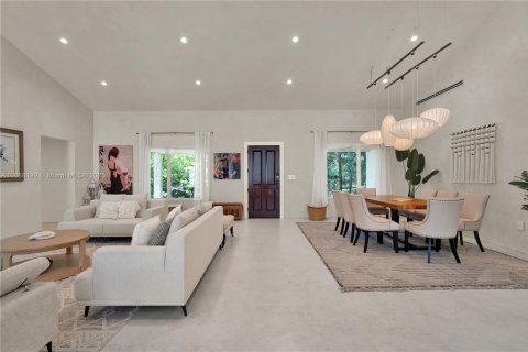 Villa ou maison à louer à Miami, Floride: 4 chambres, 201.69 m2 № 1942246 - photo 8