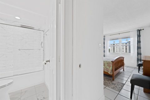 Condominio en venta en Fort Lauderdale, Florida, 1 dormitorio, 64.1 m2 № 2276305 - foto 17