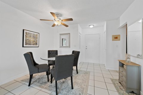 Condominio en venta en Fort Lauderdale, Florida, 1 dormitorio, 64.1 m2 № 2276305 - foto 8
