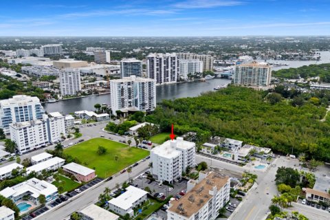 Condominio en venta en Fort Lauderdale, Florida, 1 dormitorio, 64.1 m2 № 2276305 - foto 27