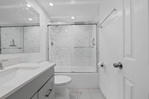Condominio en venta en Fort Lauderdale, Florida, 1 dormitorio, 64.1 m2 № 2276305 - foto 13