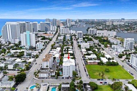 Condominio en venta en Fort Lauderdale, Florida, 1 dormitorio, 64.1 m2 № 2276305 - foto 23