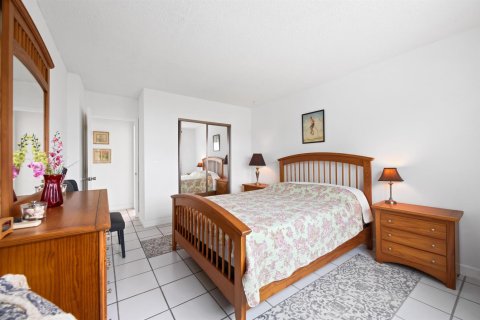 Condominio en venta en Fort Lauderdale, Florida, 1 dormitorio, 64.1 m2 № 2276305 - foto 16