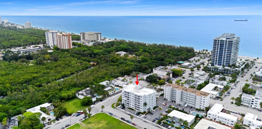 Condominio en Fort Lauderdale, Florida, 1 dormitorio  № 2276305