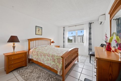 Condominio en venta en Fort Lauderdale, Florida, 1 dormitorio, 64.1 m2 № 2276305 - foto 14