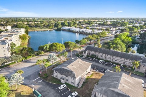 Copropriété à louer à Miami, Floride: 2 chambres, 69.68 m2 № 1997629 - photo 19