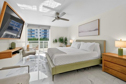 Copropriété à louer à Miami Beach, Floride: 2 chambres, 127.09 m2 № 1965946 - photo 30